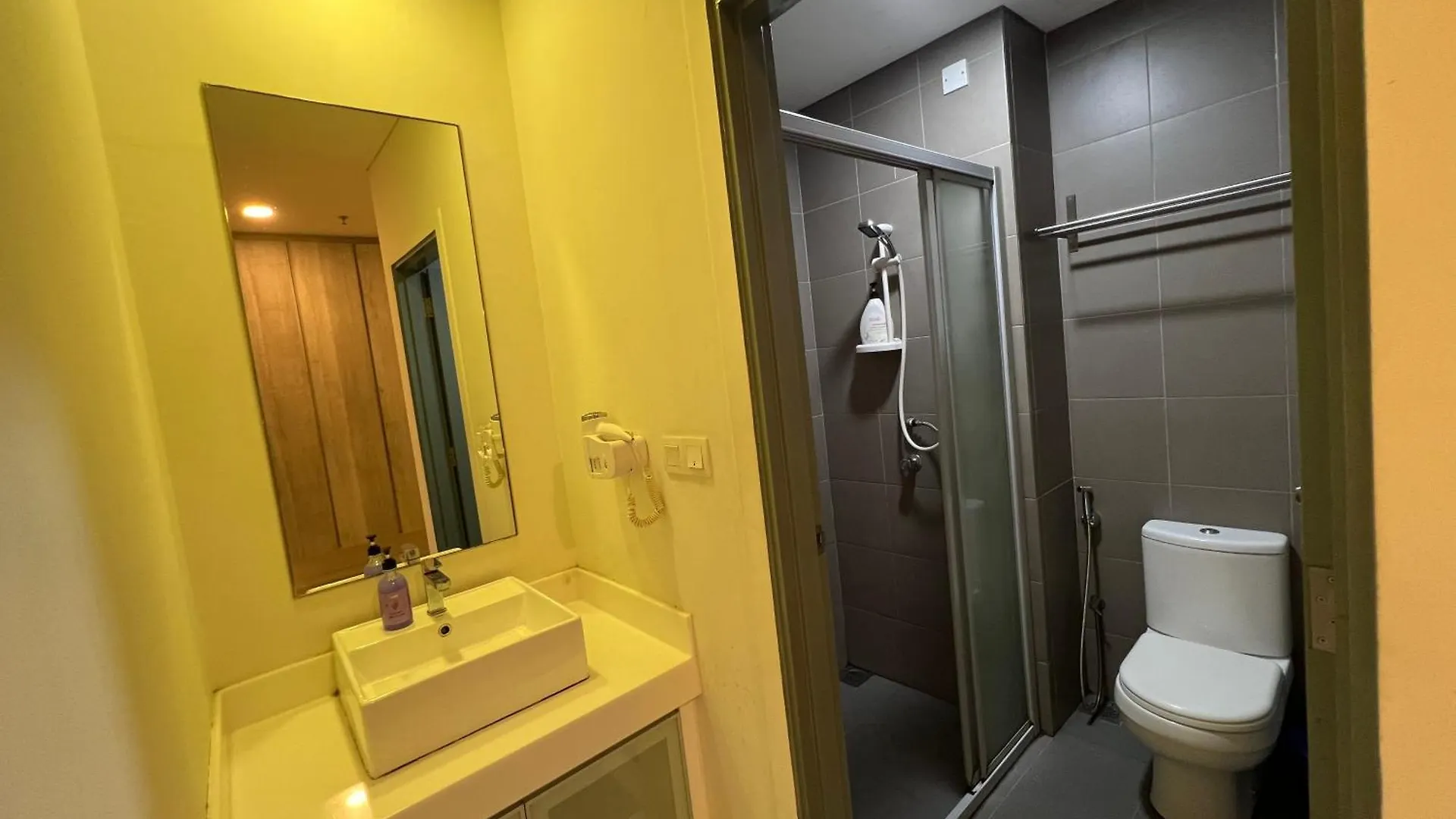 Mercu Summer Suites Klcc By Sweet Home Kuala Lumpur 0*,
