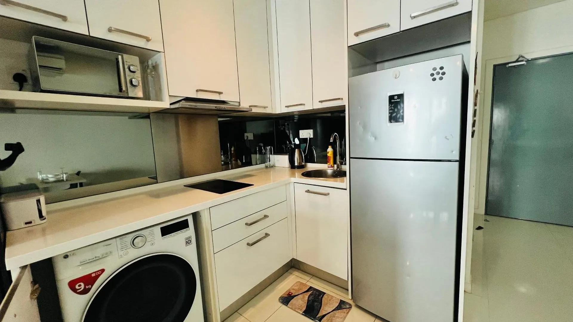 Mercu Summer Suites Klcc By Sweet Home Kuala Lumpur Apartment